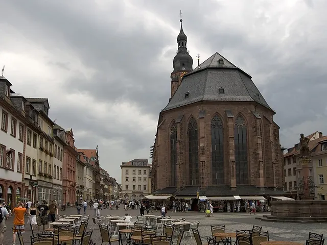 Die Heiliggeistkirche am Marktplatz in Heidelberg