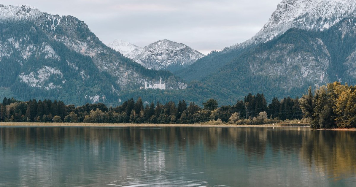 Neuschwanstein in Winter 2026/27: Hours, Tickets & Tips